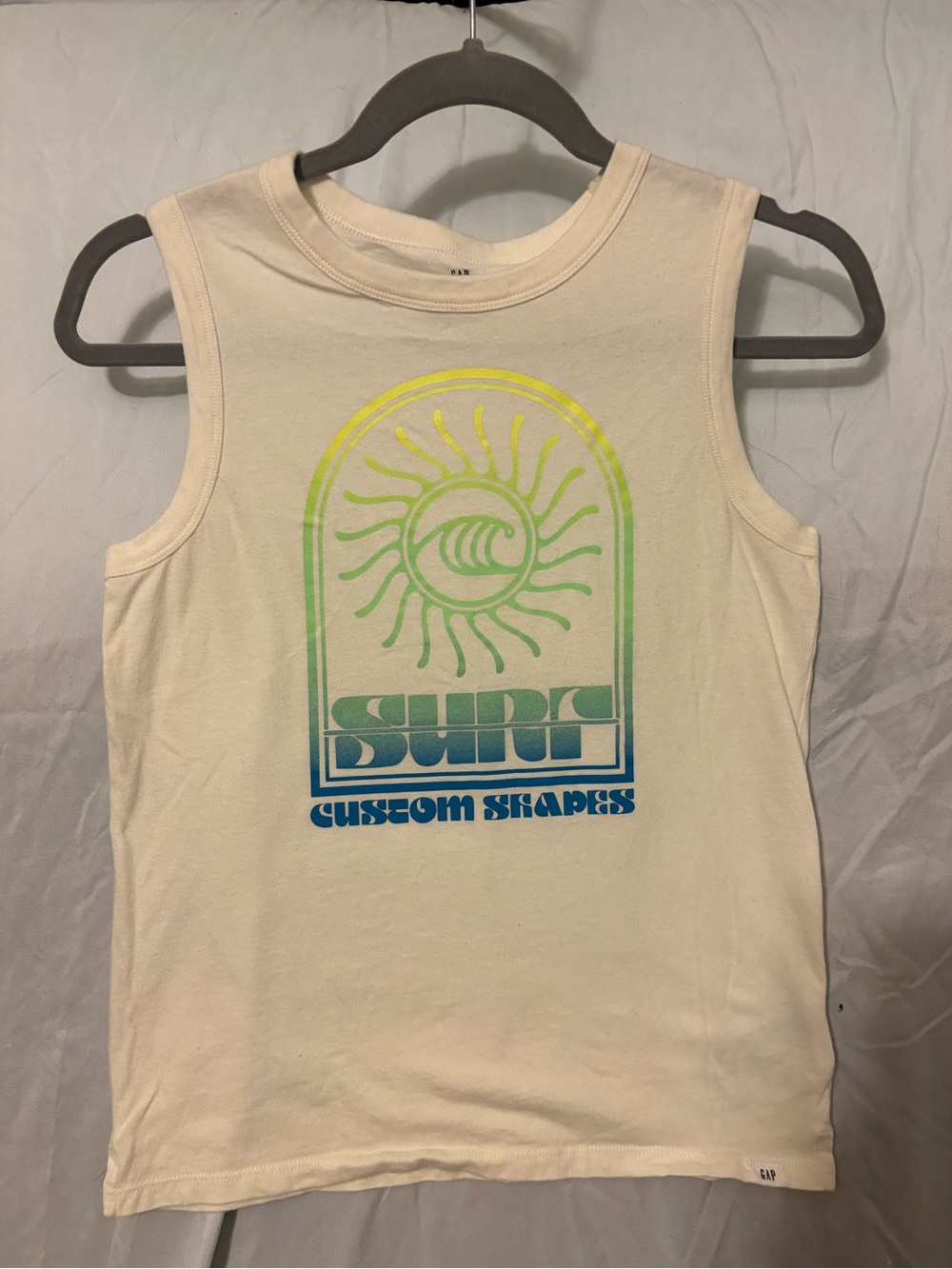 Gap Kids Boys Sleeveless T-Shirt Size Large (L) – White Surf Graphic Tank